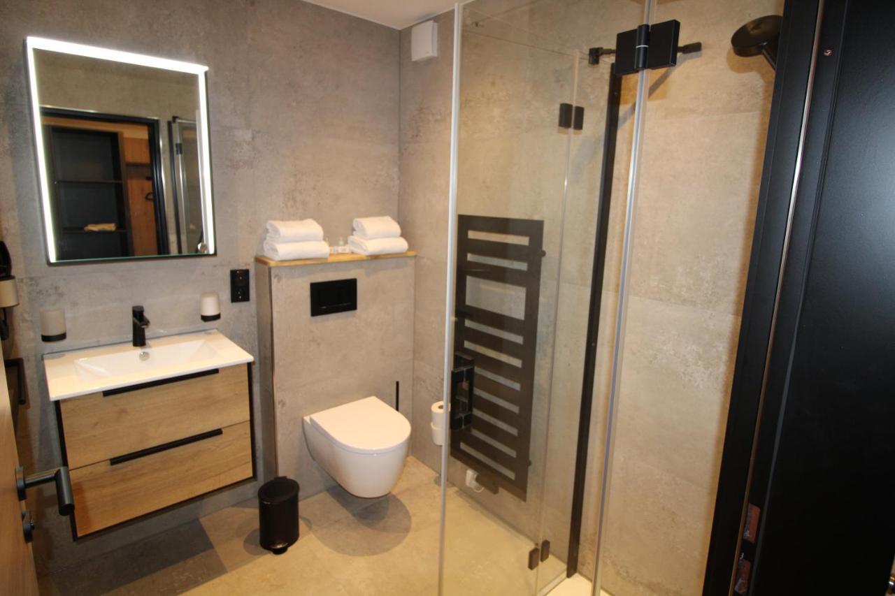 מונשאו Der Hirsch Hotel מראה חיצוני תמונה