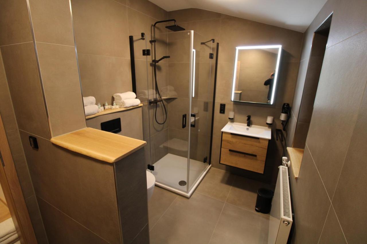 מונשאו Der Hirsch Hotel מראה חיצוני תמונה
