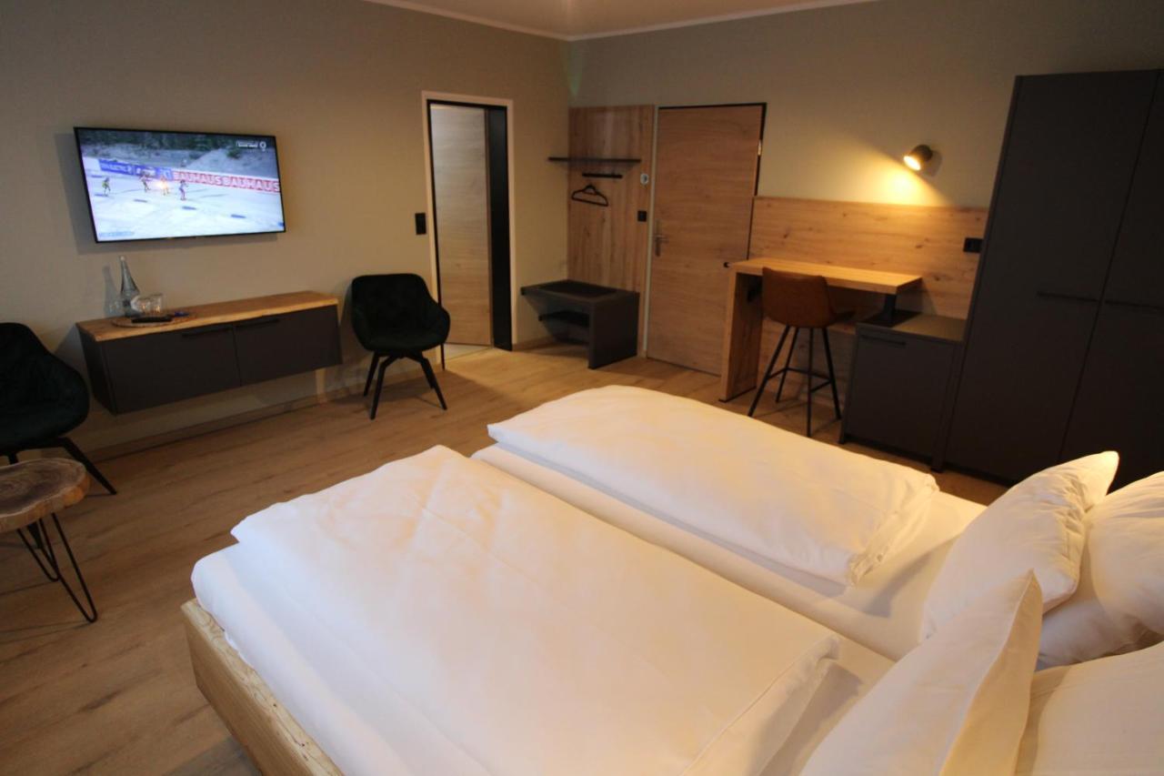 מונשאו Der Hirsch Hotel מראה חיצוני תמונה