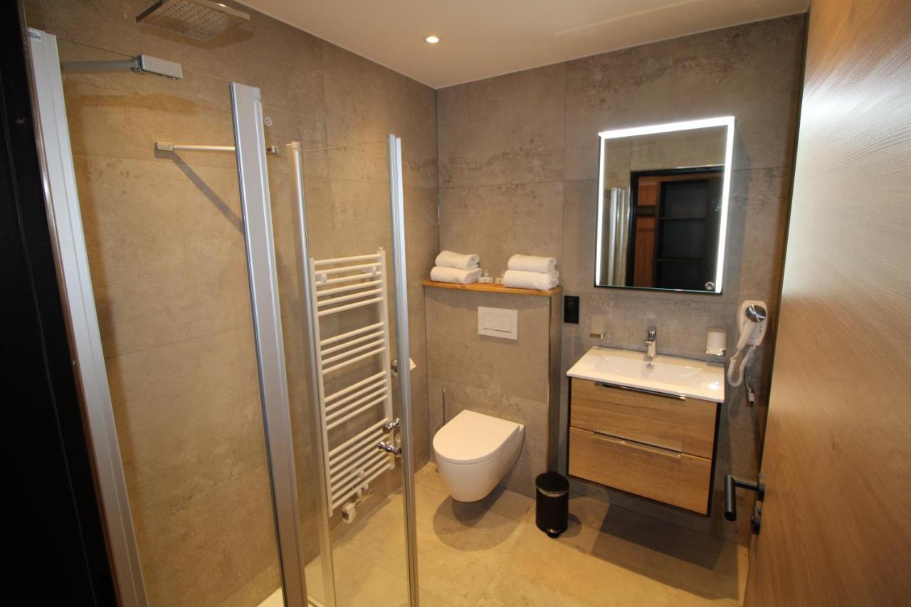 מונשאו Der Hirsch Hotel מראה חיצוני תמונה