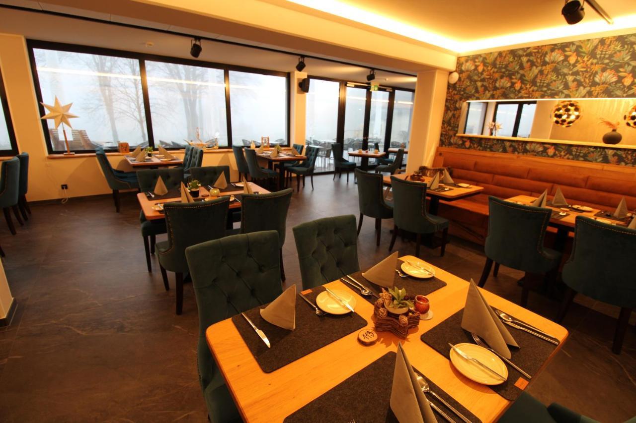 מונשאו Der Hirsch Hotel מראה חיצוני תמונה